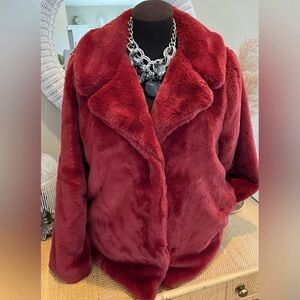 Gorgeous faux fur jacket size medium